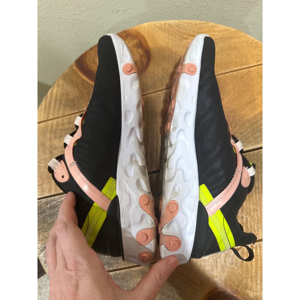 Women's Nike React Element 55 Premium 'Black Coral Stardust' running shoe size 9 - Picture 7 of 8